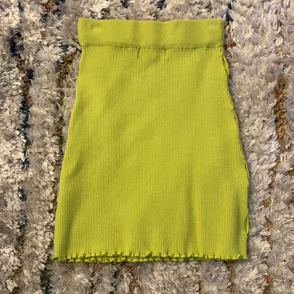 NWOT - Lime green knit mini skirt